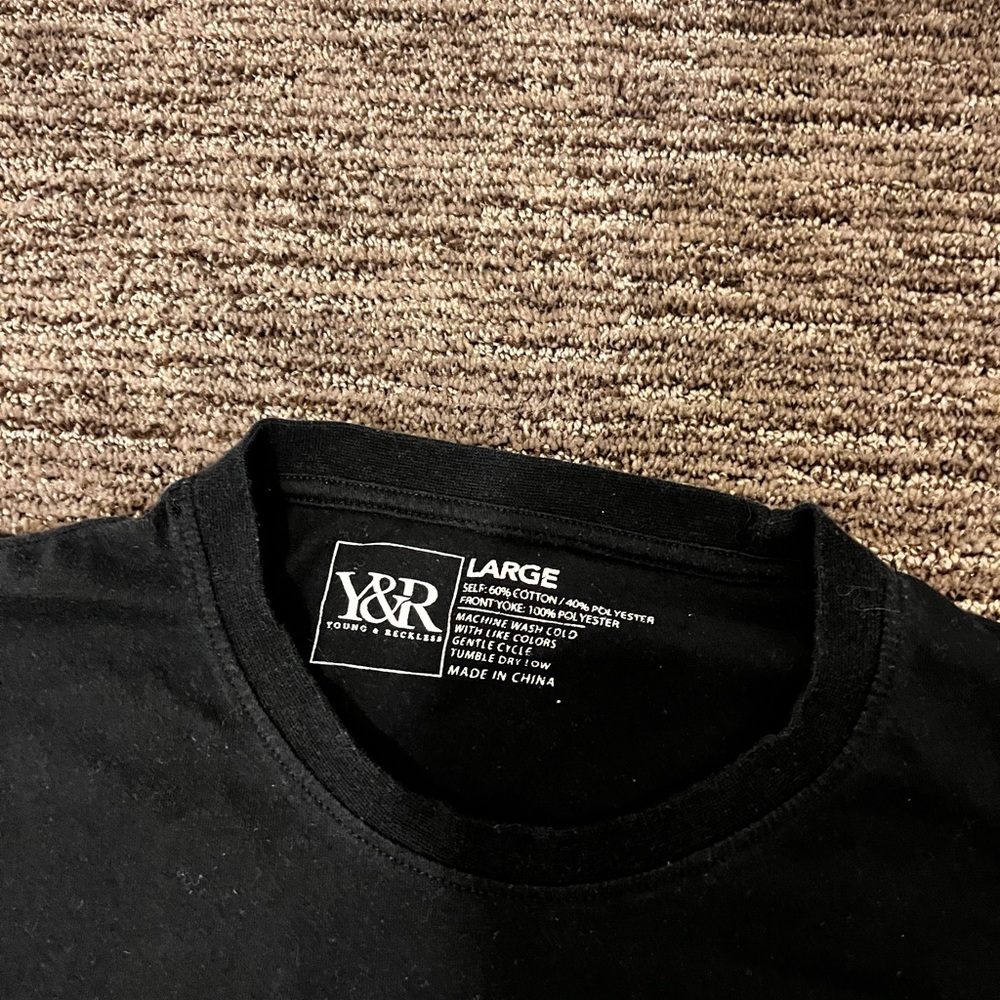 Black and pleather  tee shirt - Picture 3 of 6